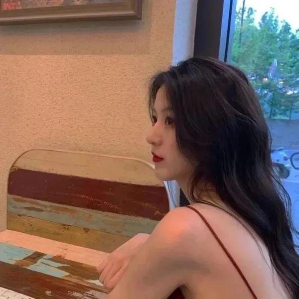 女模煞