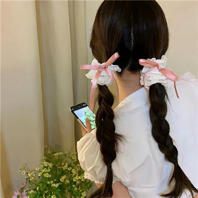 三小一家人